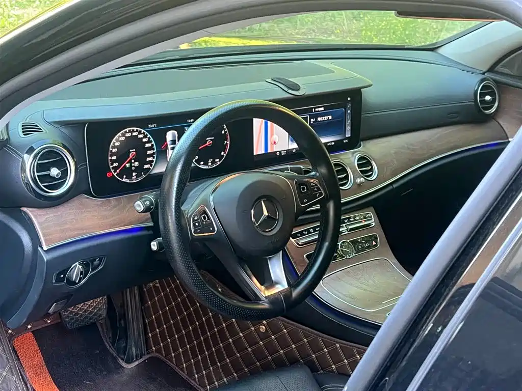 Mercedes-Benz E-Class 2018 E 200 L фото 6