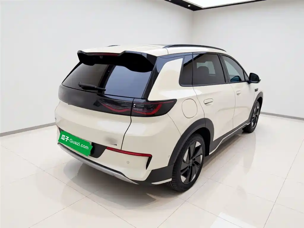 BYD Hai Shi 05 EV 2025 520KM Flagship Smart Navigation Edition фото 7