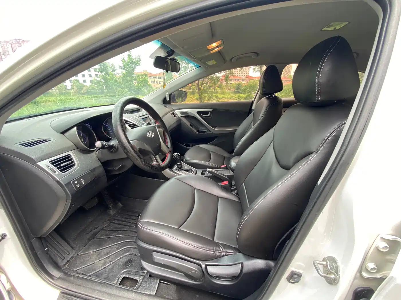 HYUNDAI LANGDONG