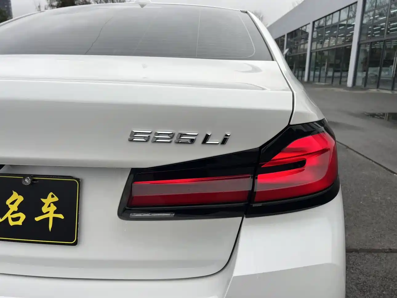 BMW 5 Series 2022 Model Second Facelift 525Li M Sport Package фото 11
