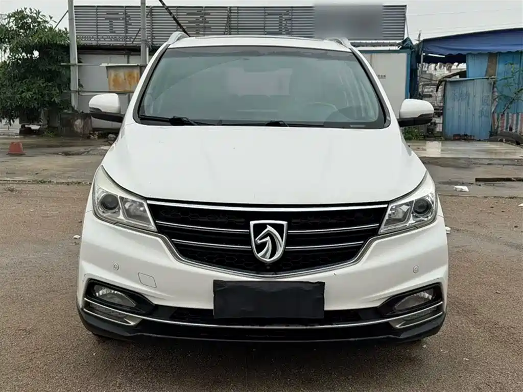 Фото 25 - Baojun 730