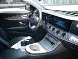 Фото 5 - Mercedes-Benz E-Class
