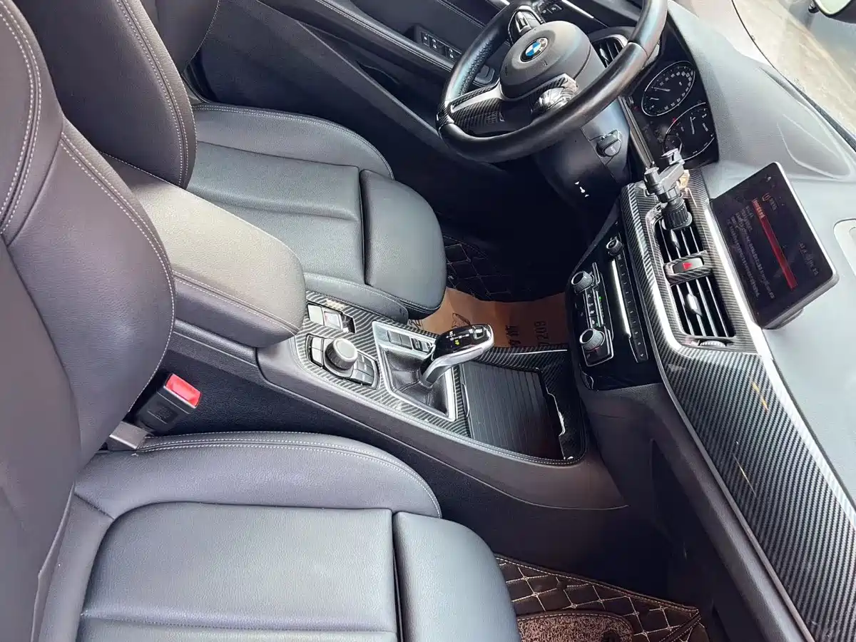 BMW 1 Series 2020 Model 120i M Sport Package фото 8