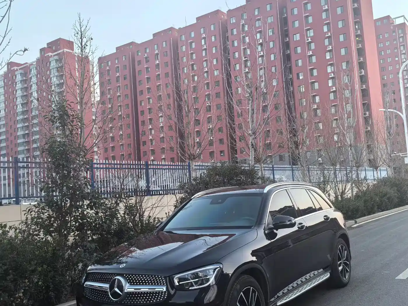 MERCEDES-BENZ GLC