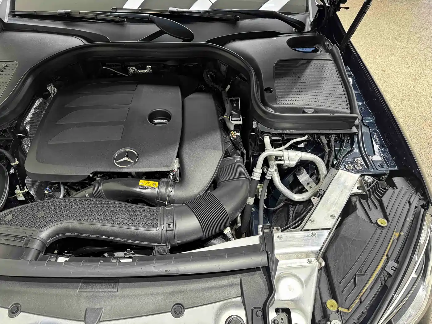 Mercedes-Benz GLC 2022 Facelift II GLC 260 L 4MATIC Luxury фото 38