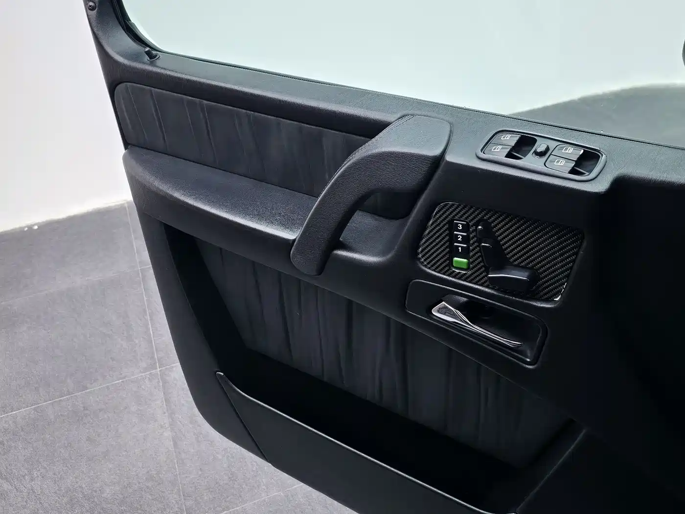 Mercedes-Benz G-Class 2004 G 500 фото 10