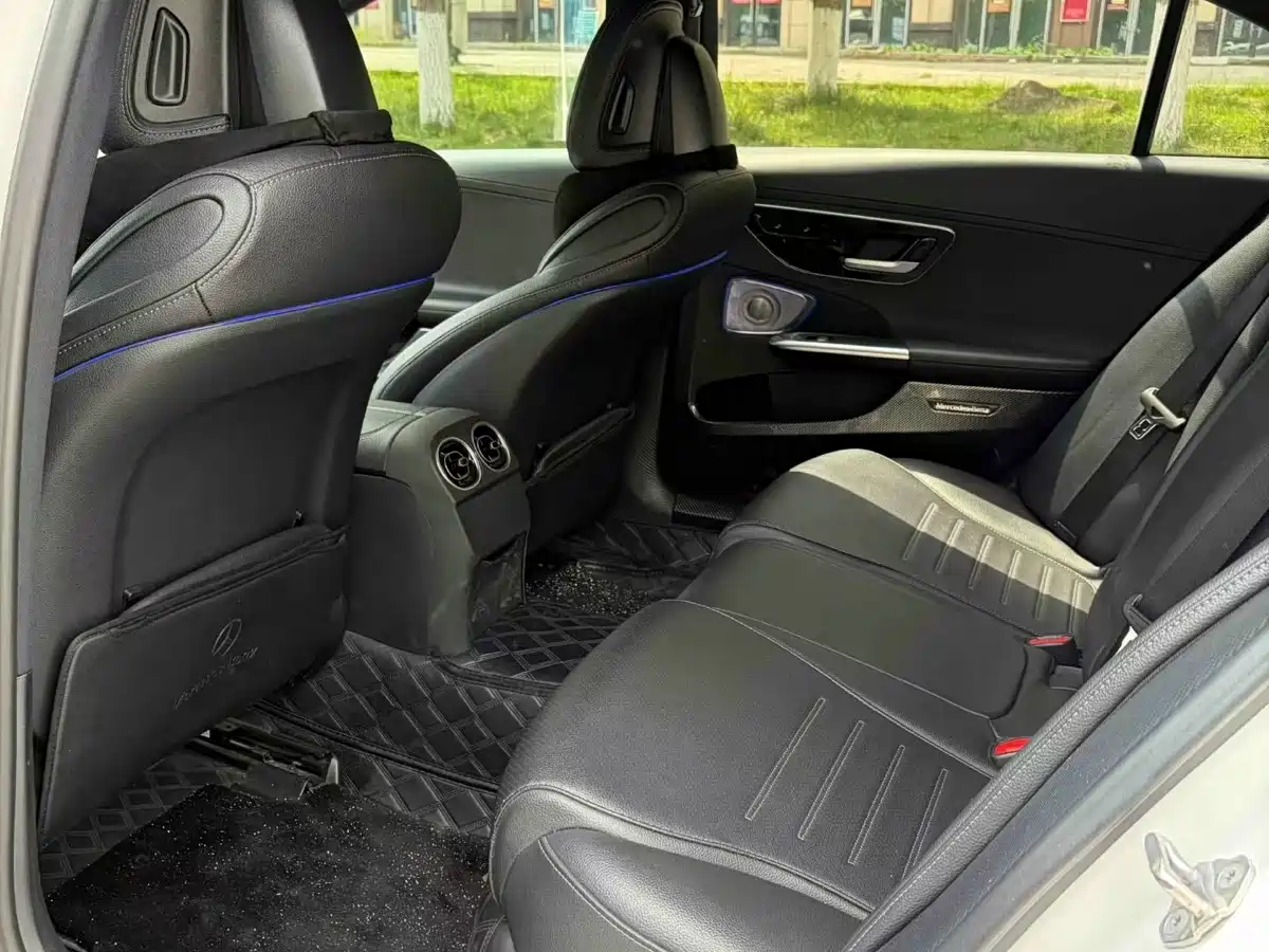 Mercedes-Benz C-Class 2023 C 200 L Sport фото 13