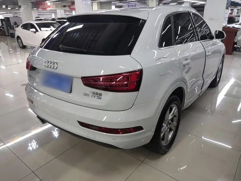 Фото 7 - Audi Q3