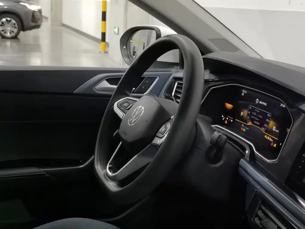 Фото 22 - Volkswagen Lavida