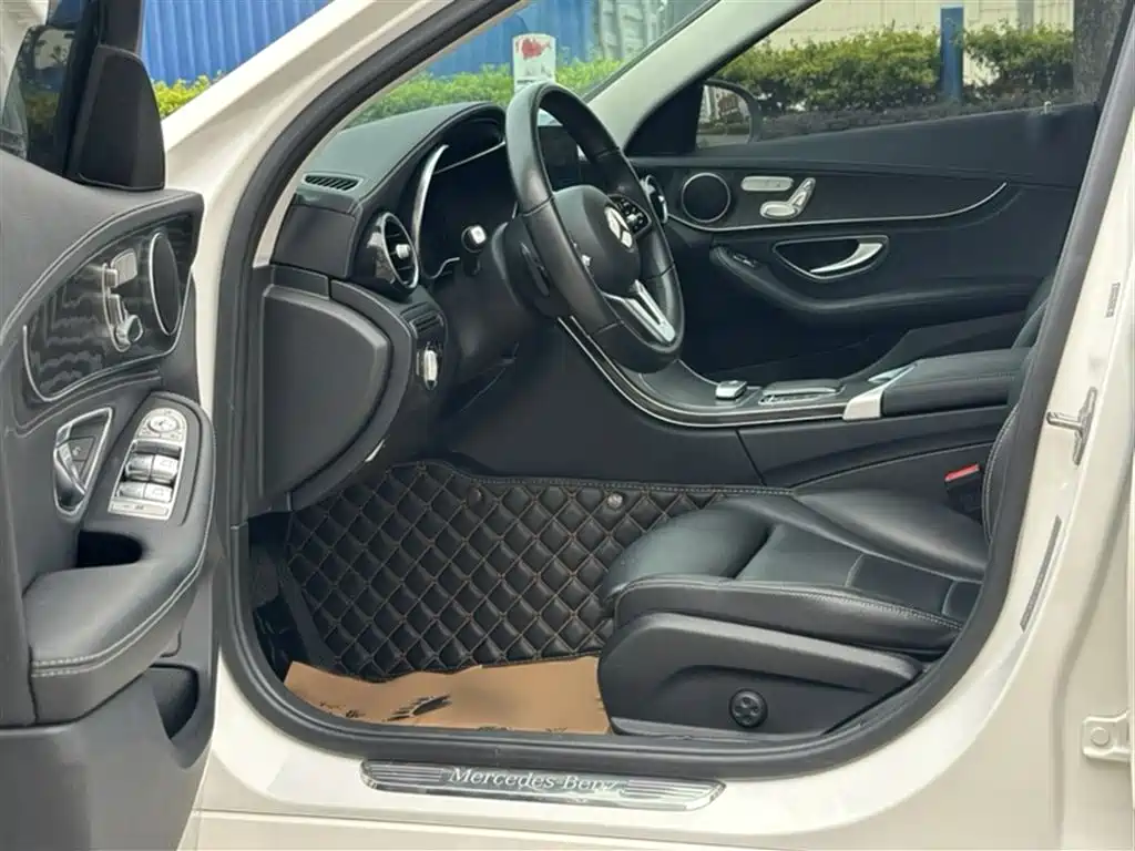 Mercedes-Benz C-Class 2019 Facelift C 260 L Sport фото 13