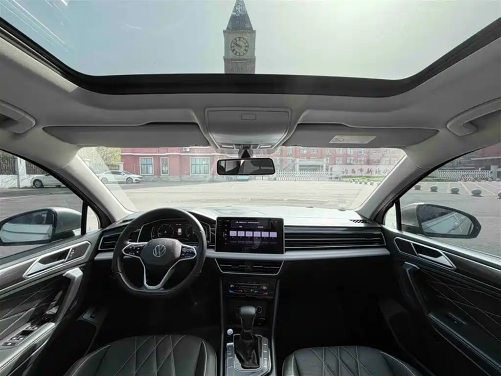 Volkswagen Tiguan L 2022 330TSI Automatic 2WD Smart Edition фото 10