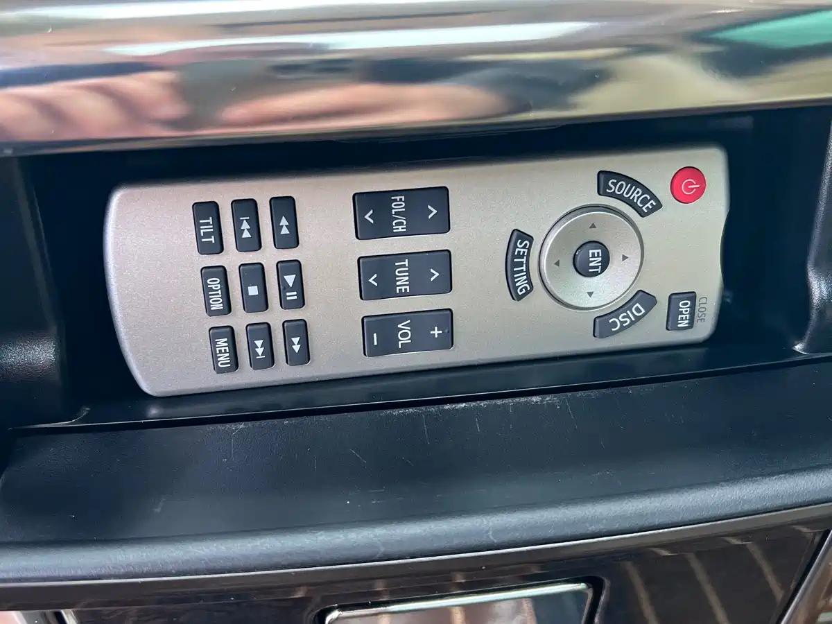 Toyota Alphard 2019 Hybrid 2.5L Premium Edition фото 18