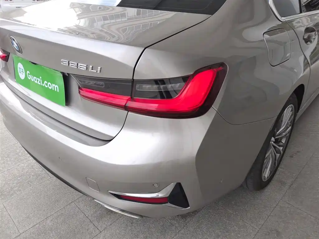 BMW 3 Series 2020 325Li Launch Edition фото 8