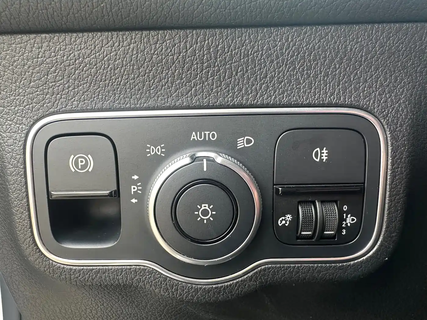 Mercedes-Benz GLB 2021 GLB 180 Style фото 12