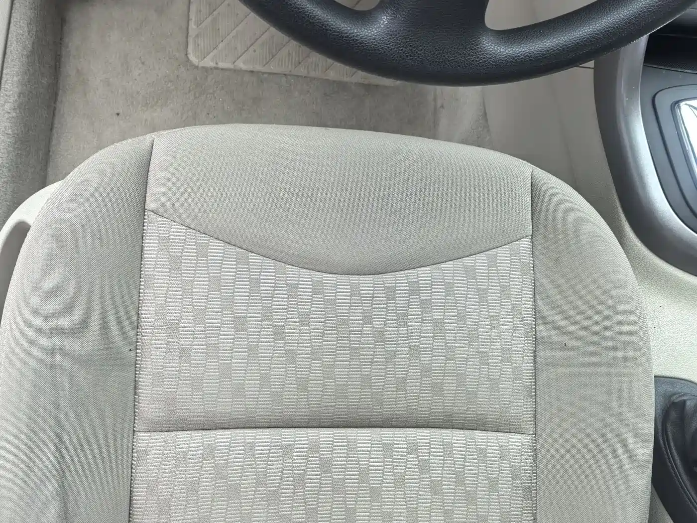 Peugeot 408 2011 2.0L Automatic Comfort Edition фото 11
