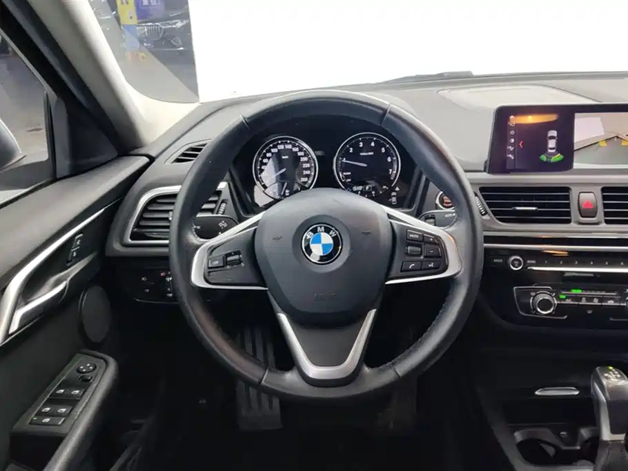 BMW 1 Series 2019 118i Fashion Edition фото 15