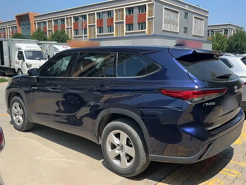 Toyota Highlander 2022 Dual Engine 2.5L 2WD Elite 5-Seater фото 14