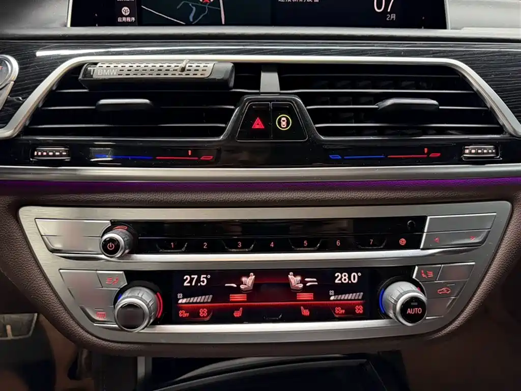 BMW 7 Series 2019 Facelift 740Li Leading M Sport Package фото 6