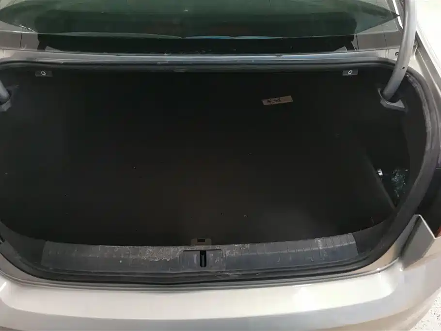 Volkswagen Magotan 2017 330TSI DSG Luxury фото 4