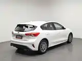 Фото 2 - Ford Focus