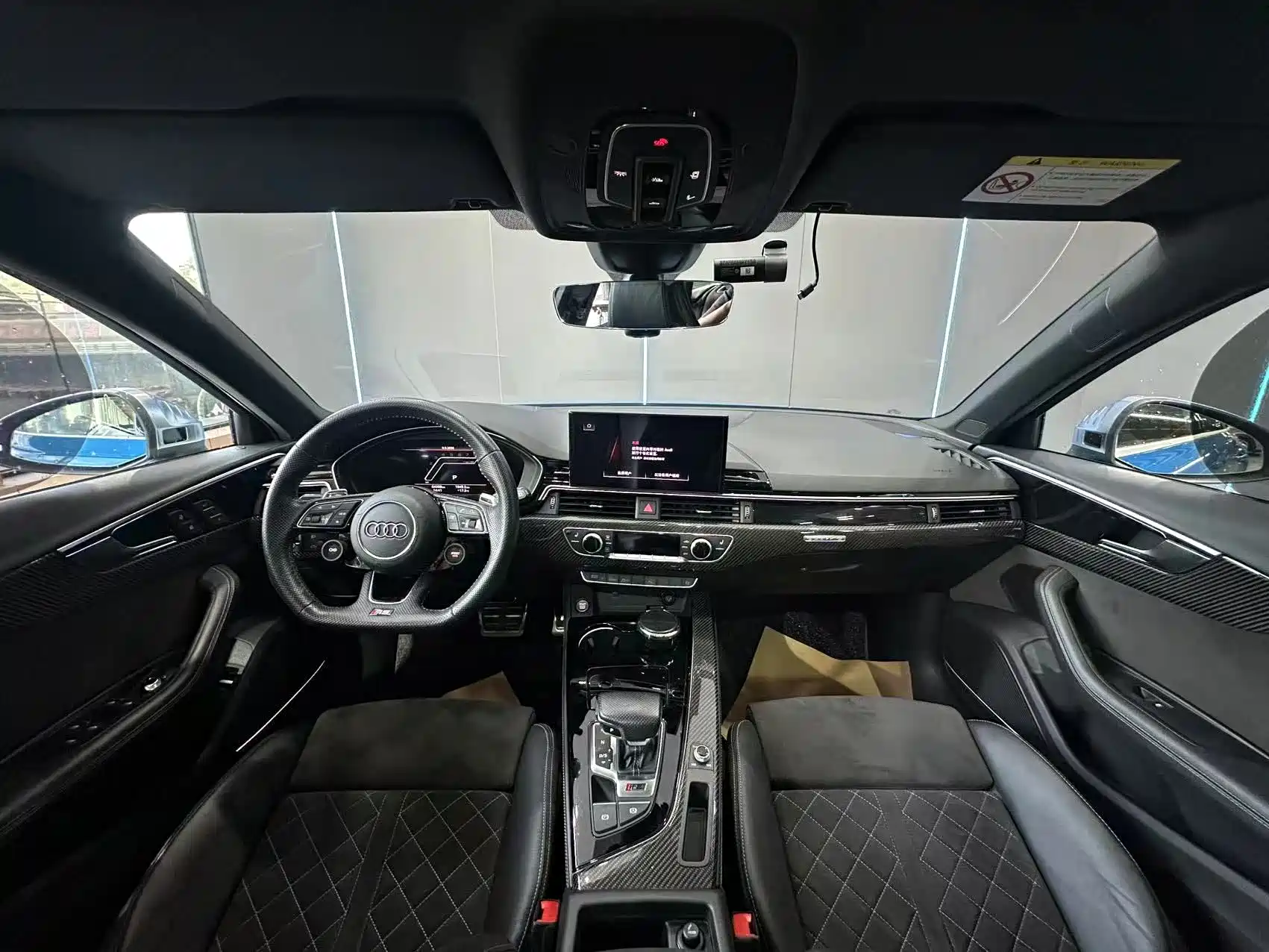 Фото 9 - Audi RS 4