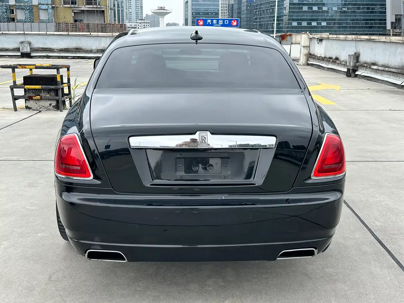 Rolls-Royce Ghost 2010 Model 6.6T Standard фото 16