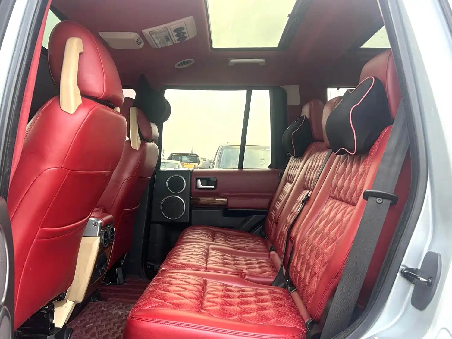 Фото 9 - Land Rover Discovery