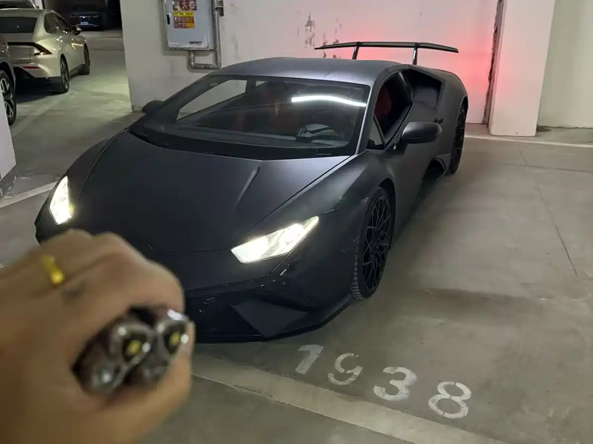 Lamborghini Huracán 2020 Huracán EVO RWD фото 7