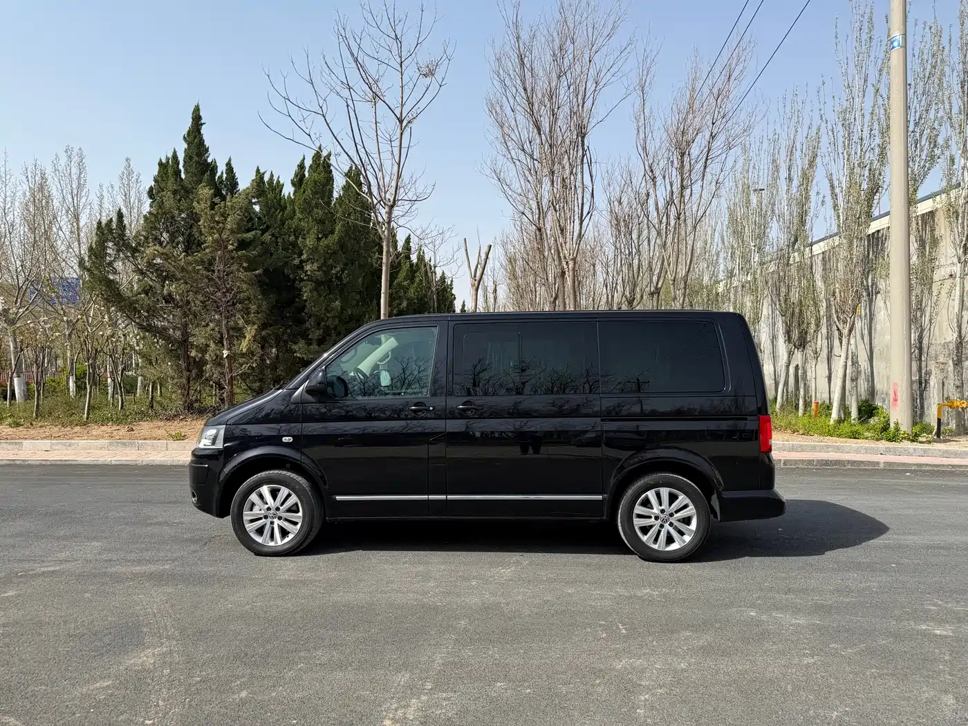 Volkswagen Multivan 2012 2.0TSI 4WD Premium фото 5