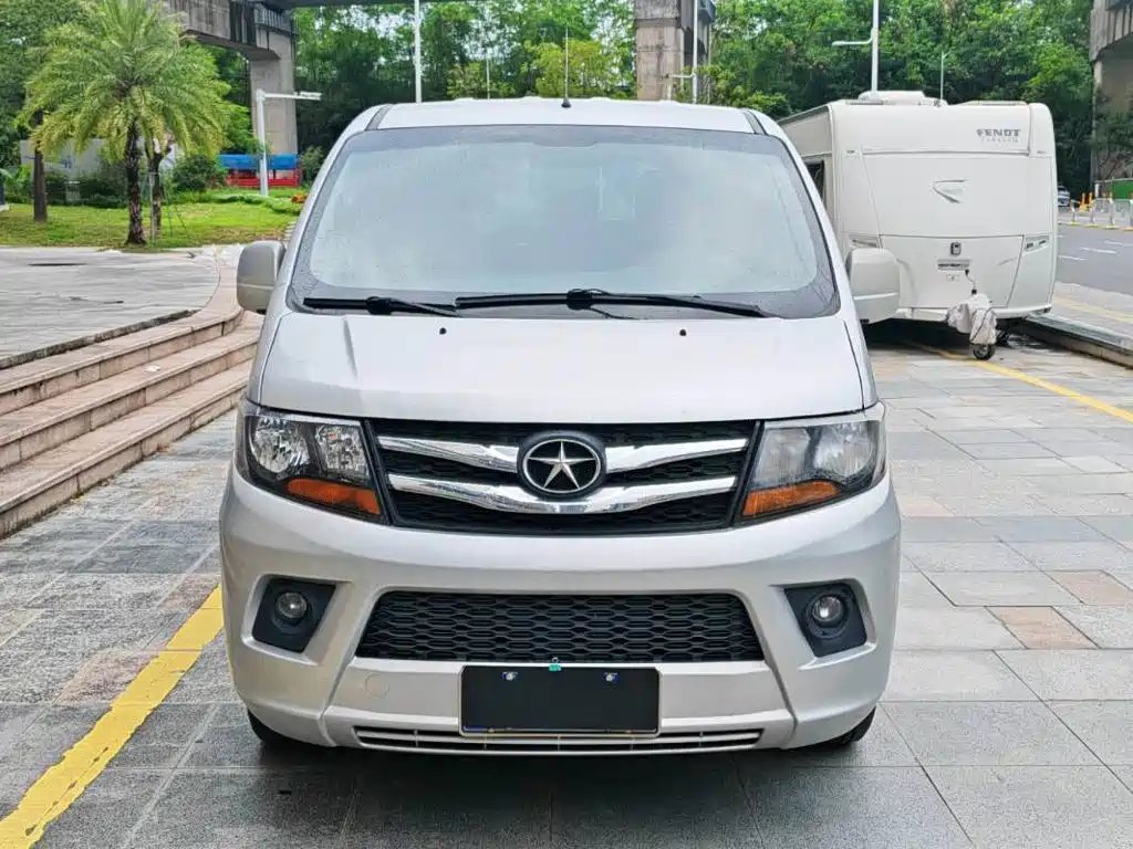 JAC Refine M3 2017 2018 Maker Edition 1.6L Luxury