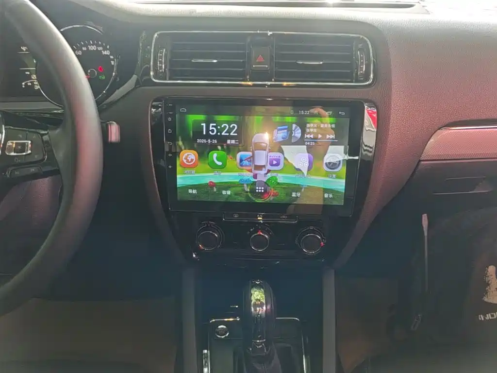 Volkswagen Sagitar 2017 1.6L Automatic Comfort фото 13