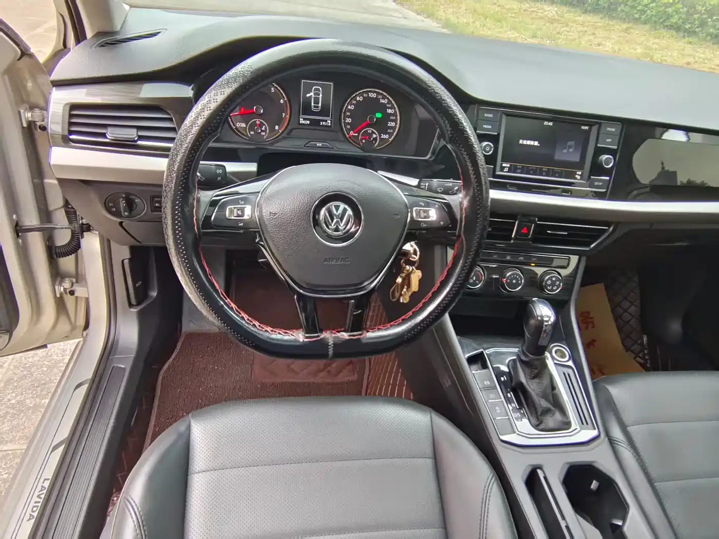 Volkswagen Lavida 2019 1.5L Automatic Comfort Edition China VI фото 21