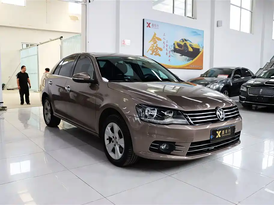 Volkswagen Bora 2014 1.6L Automatic Comfort Edition фото 3
