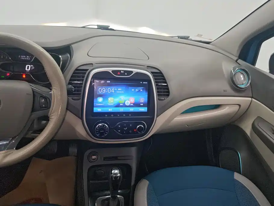 Renault Captur 2016 2015 1.2T Automatic Comfort Limited Edition