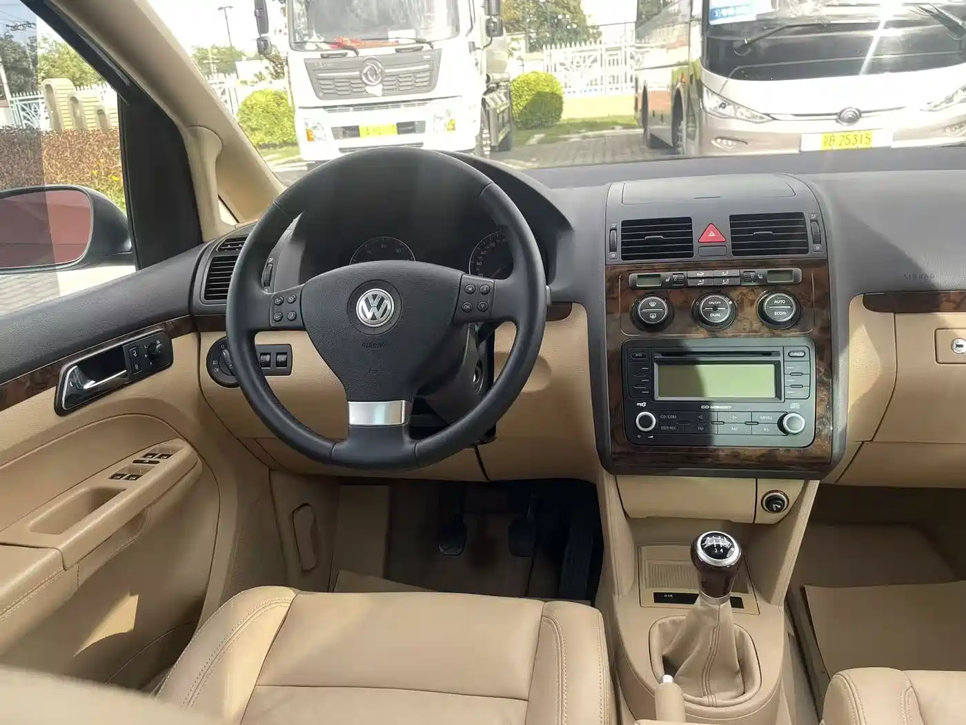 Volkswagen Touran 2009 2008 Model 1.8T Premium Smart Edition Manual 5-Seater