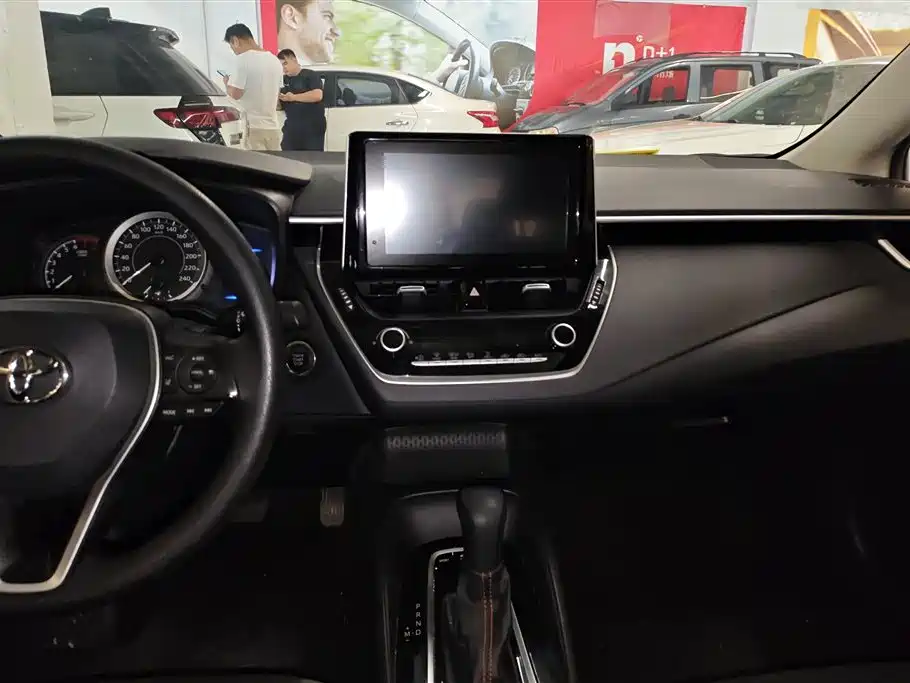 Toyota Corolla 2021 1.2T S-CVT Elite PLUS Edition фото 13