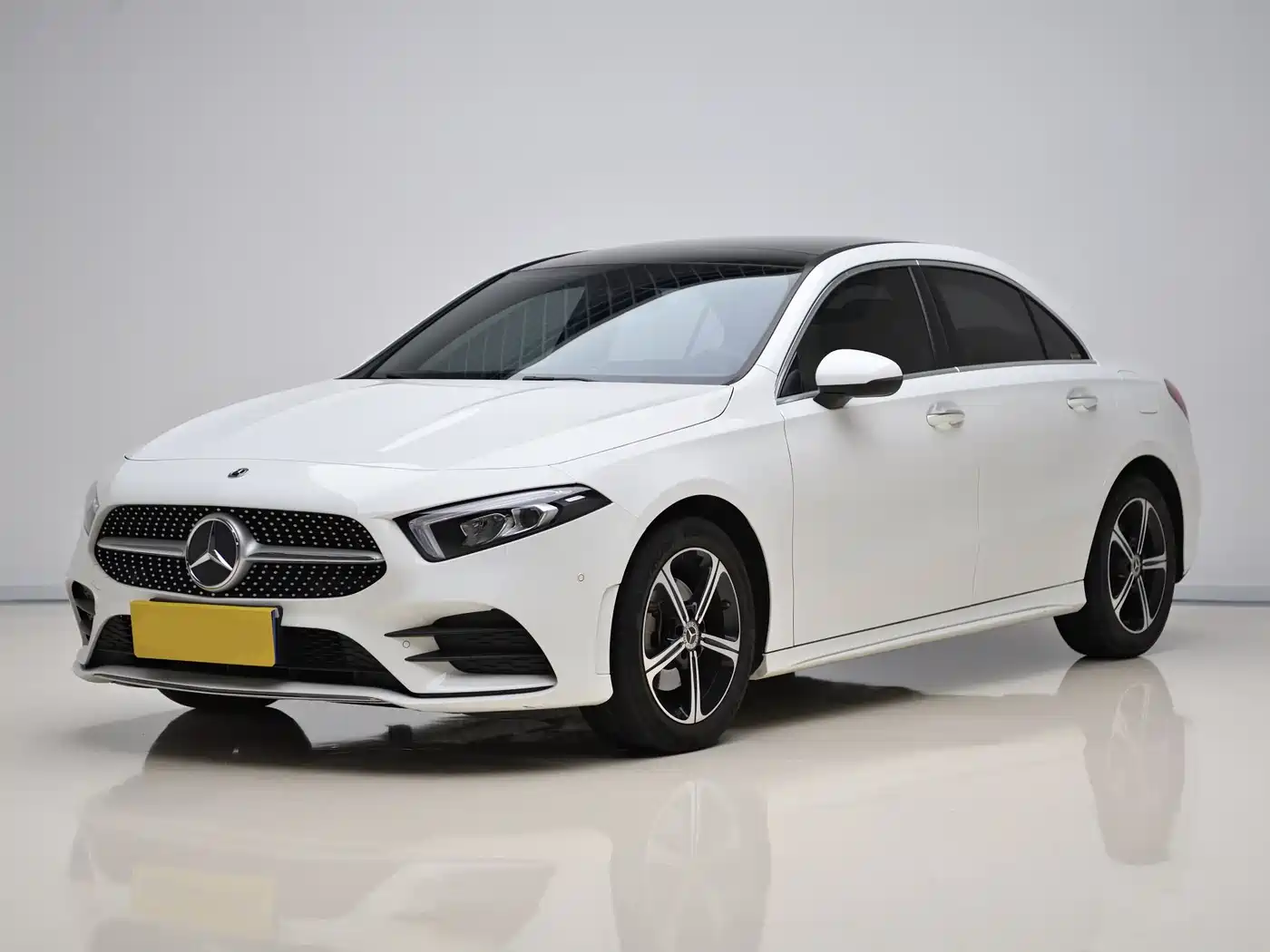 Mercedes-Benz A-Class 2022 Facelift III A 200 L Sport Sedan Fashion