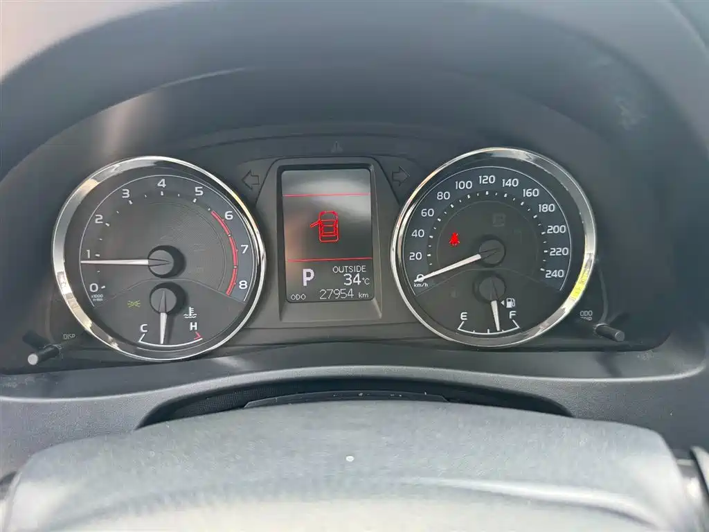 Toyota Corolla 2017 Facelift 1.2T S-CVT GL-i фото 2