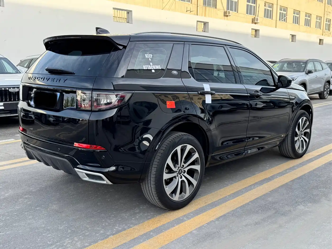 Land Rover Discovery Sport 2022 Model Facelift 249PS R-Dynamic SE Performance Tech Edition 5-seater фото 9