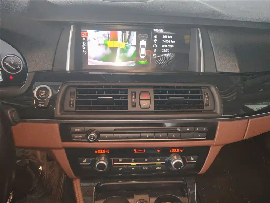 BMW 5 Series 2017 520Li Classic Edition фото 9