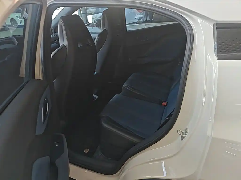 BYD Seagull 2024 Glory Edition 405km Soaring Edition фото 17