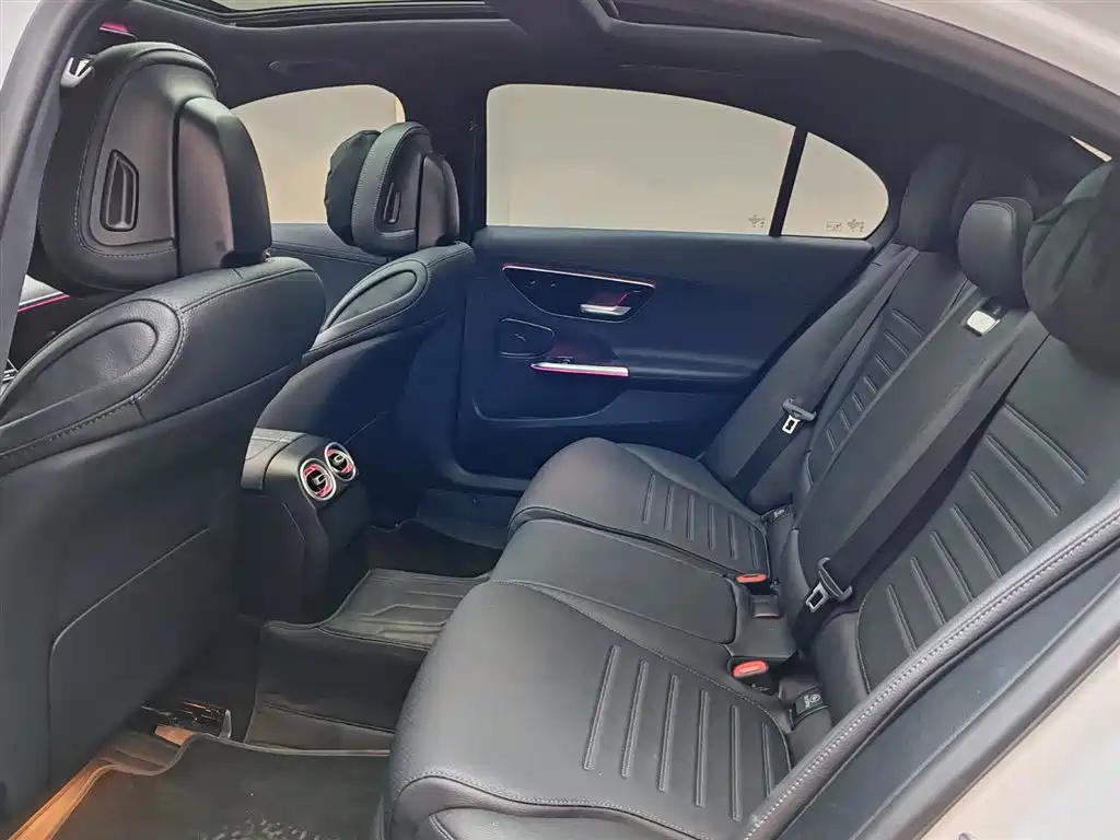 Mercedes-Benz C-Class 2025 Facelift C 260 L Sport Edition фото 12