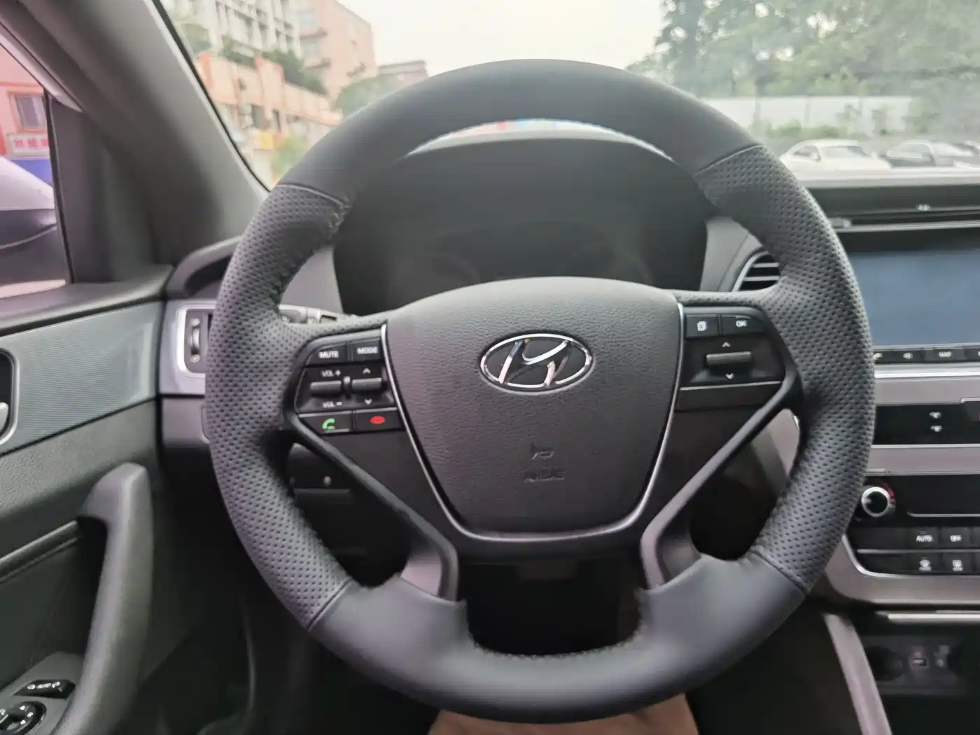 Hyundai Sonata 2015 1.6T GS Fashion фото 15