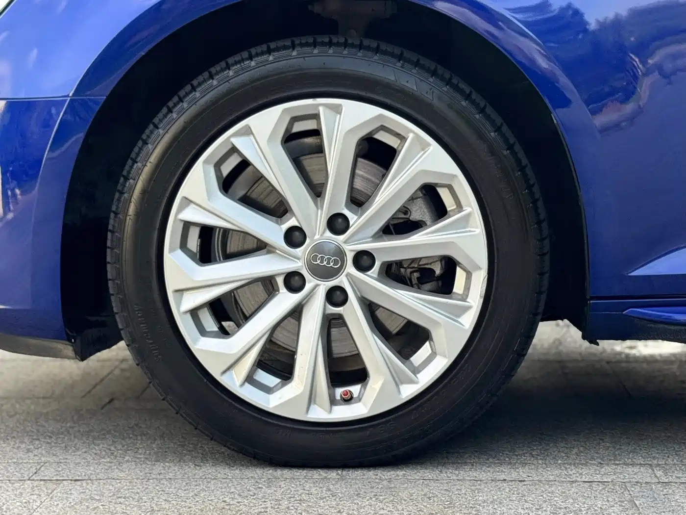 Audi A4L 2019 40 TFSI Progressive (China VI) фото 22