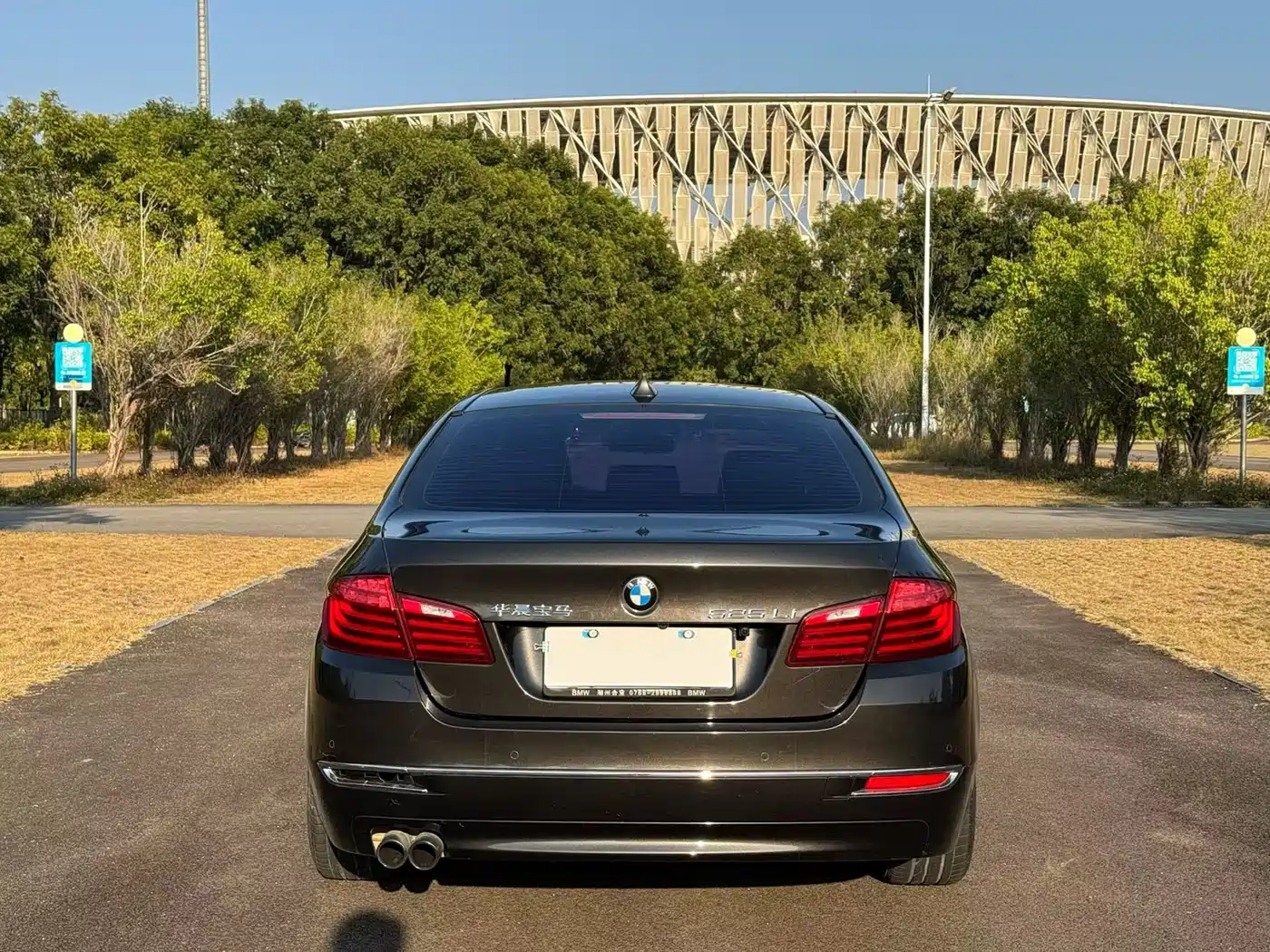 BMW 5 Series 2017 525Li Luxury Design Package фото 8