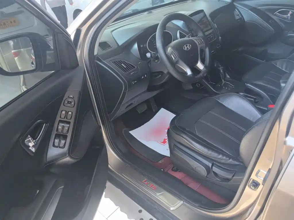 Hyundai Beijing Hyundai ix35 2013 2.0L Auto 2WD Smart GLS China IV фото 16