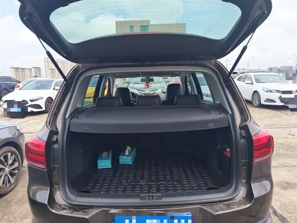 Volkswagen Tiguan 2015 1.8TSI Automatic 2WD Trendline фото 19