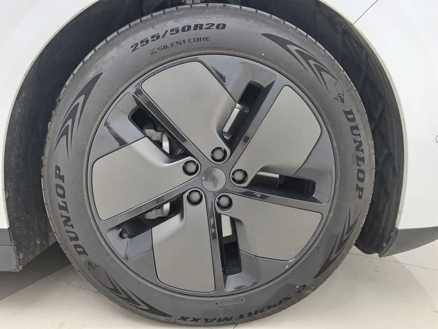 Li Auto i6 2026 2025 2WD Base Model