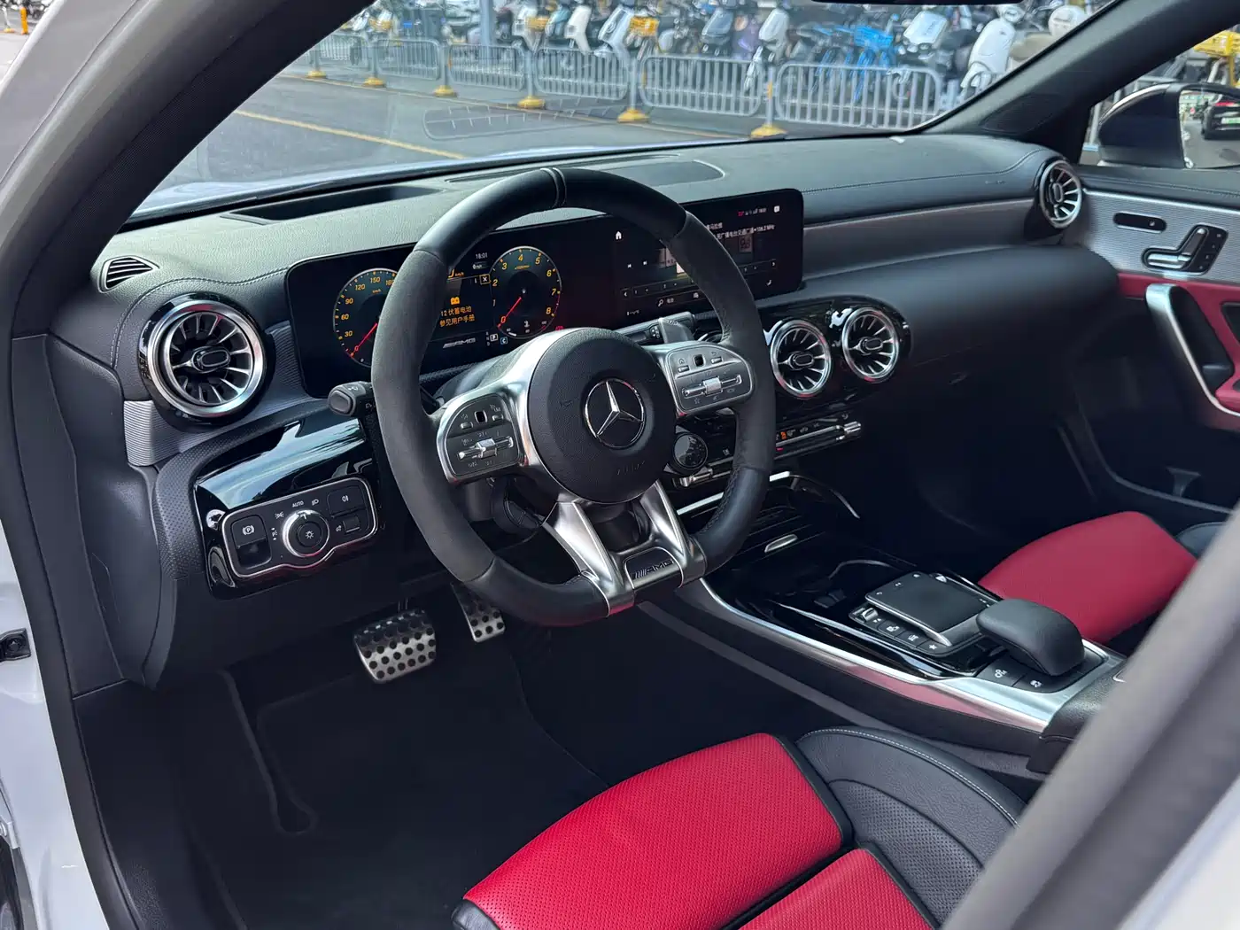 Mercedes-Benz A-Class AMG (Import) 2020 AMG A 45 4MATIC+ фото 5