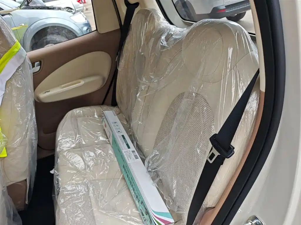 Wuling Motors Hongguang MINIEV 2026 2025 4-Door Advanced